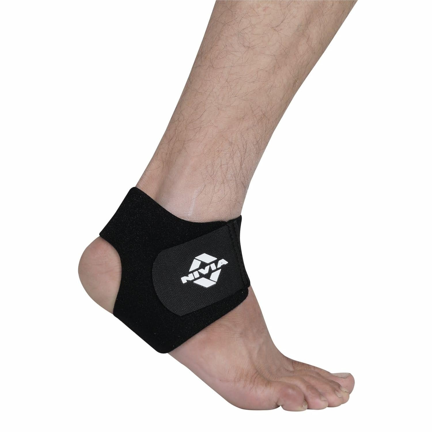 Nivia Basic Ankle Support with Adjustable Velcro, Ankle Sleeves, Braces or Wraps, For Support & Stability, Free Size& Black Color, Used for All kind of impact Sports,Neoprene